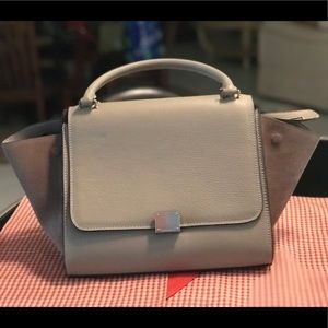 Beige and tan shoulder and hand bag.